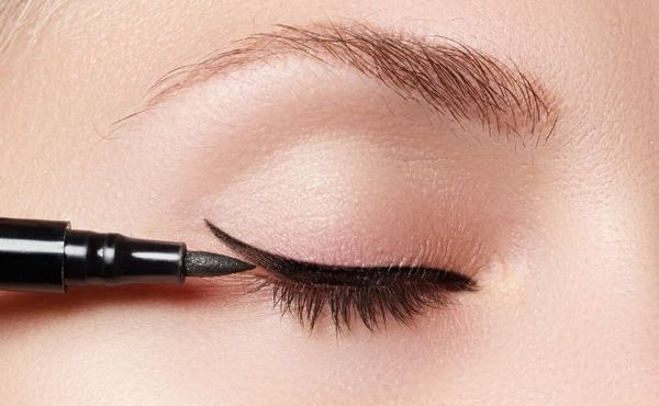 Best Drugstore Eyeliner for Oily Lids