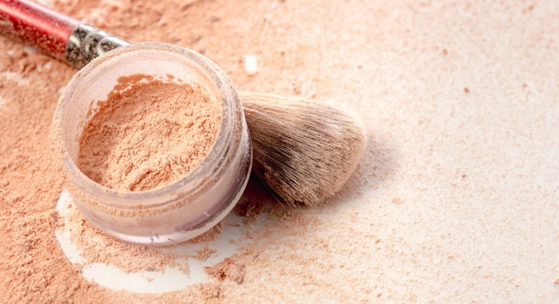 Best Translucent Powders for Oily Skin