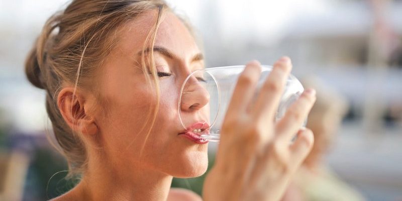 Does Drinking Water Help Acne