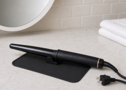 Clipless Curling Wands: Features, Fit, Maintenance, and Safety