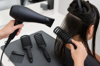 Vented Hair Brushes: Airflow, Pin Finish, and Blow-Dry Control